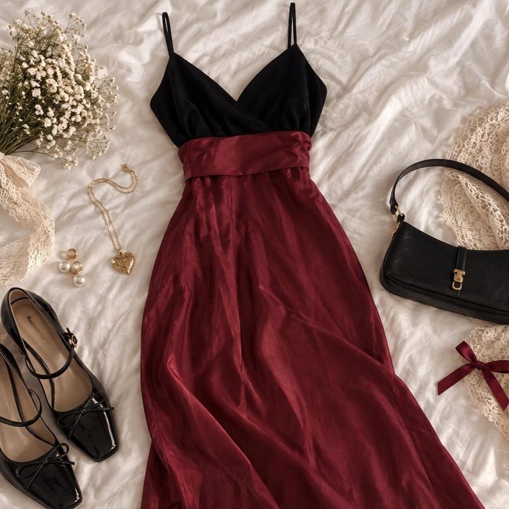 Red fairy dress  90s black and burgundy colorblock slip dress